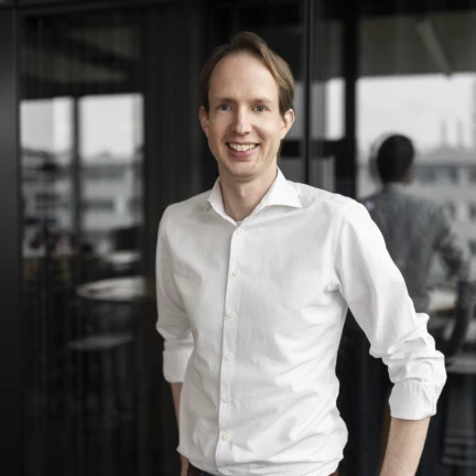 Dr. Philipp Hartmann